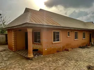Furnished 2bdrm Block of Flats in Fola Estate, Osogbo for sale
