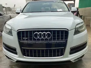 Audi Q7 3.0T Premium quattro 4dr SUV AWD (3.0L 6cyl S/C 8A) 2015 White