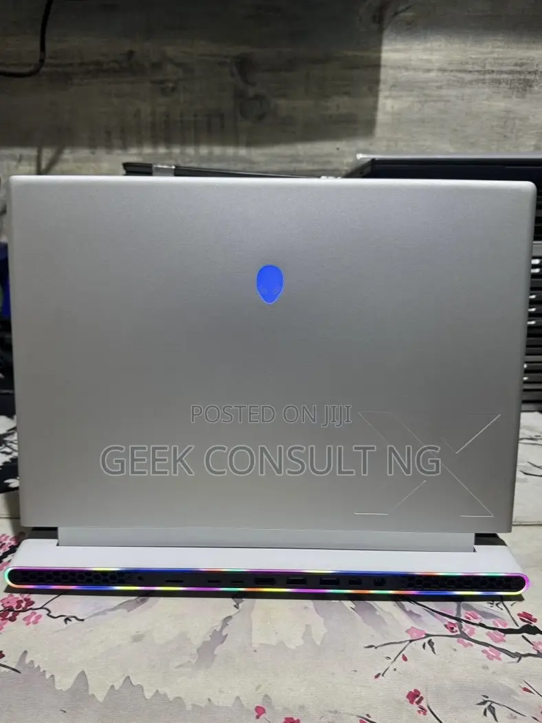 Laptop Dell Alienware x16 32GB Intel Core i9 SSD 1T