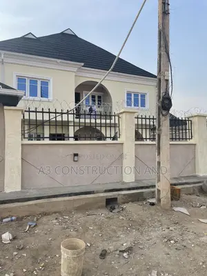 3bdrm Duplex in Oke-Badan, Akobo for sale