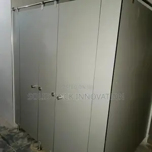 Toilet Partition With German Laminated Board 18mm and Profiles