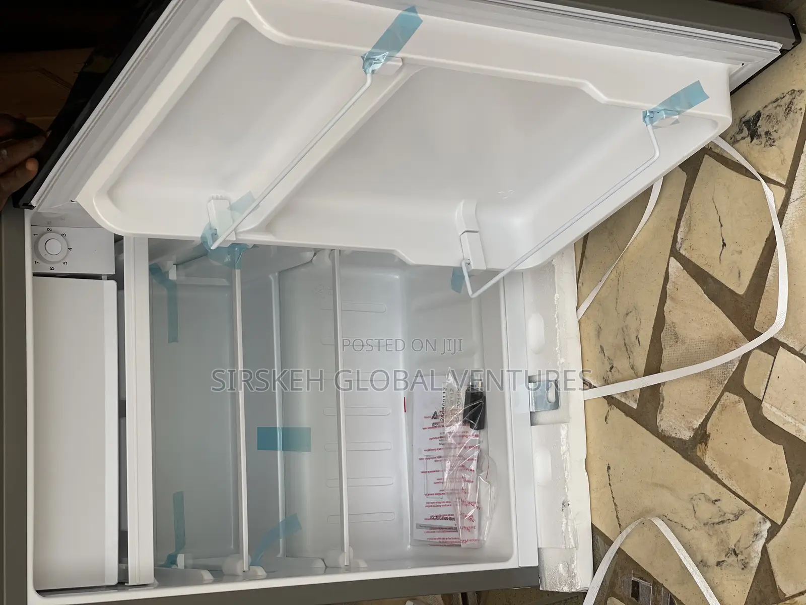 Aeon 71l Refrigerator Ars70g