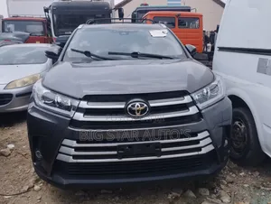 Toyota Highlander XLE 2019 Black