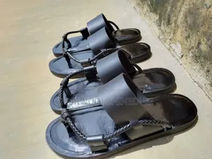 Foot Wear(Slippers )