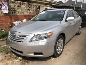 Toyota Camry LE 4dr Sedan (2.4L 4cyl 5A) 2007 Silver