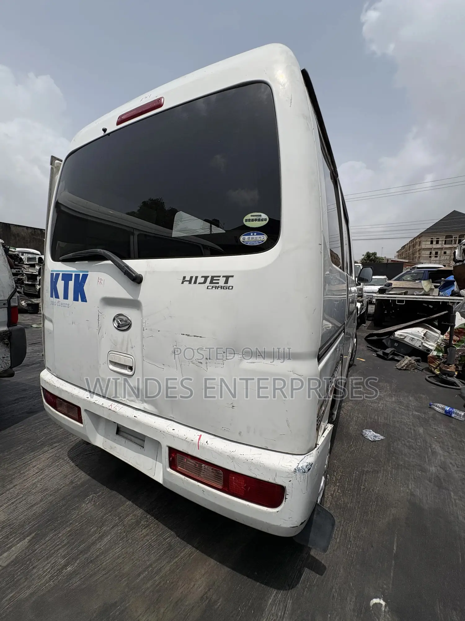 Daihatsu Hijet 2012 White