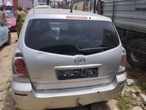 Toyota Corolla Verso Automatic 2003 Silver
