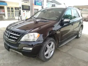 Mercedes-Benz M Class 2009 Black