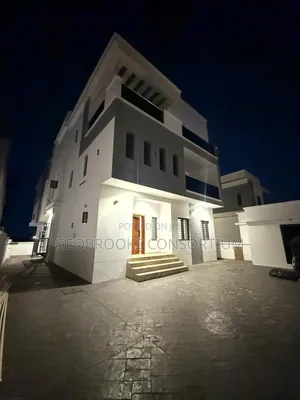 4bdrm Duplex in Kolapo Ishola Gra, Akobo for sale