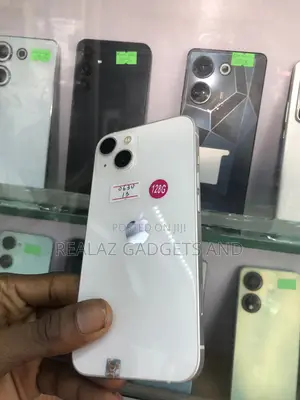Apple iPhone 13 128 GB White