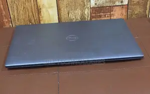 Laptop Dell Precision 5550 32GB Intel Core i7 SSD 512GB
