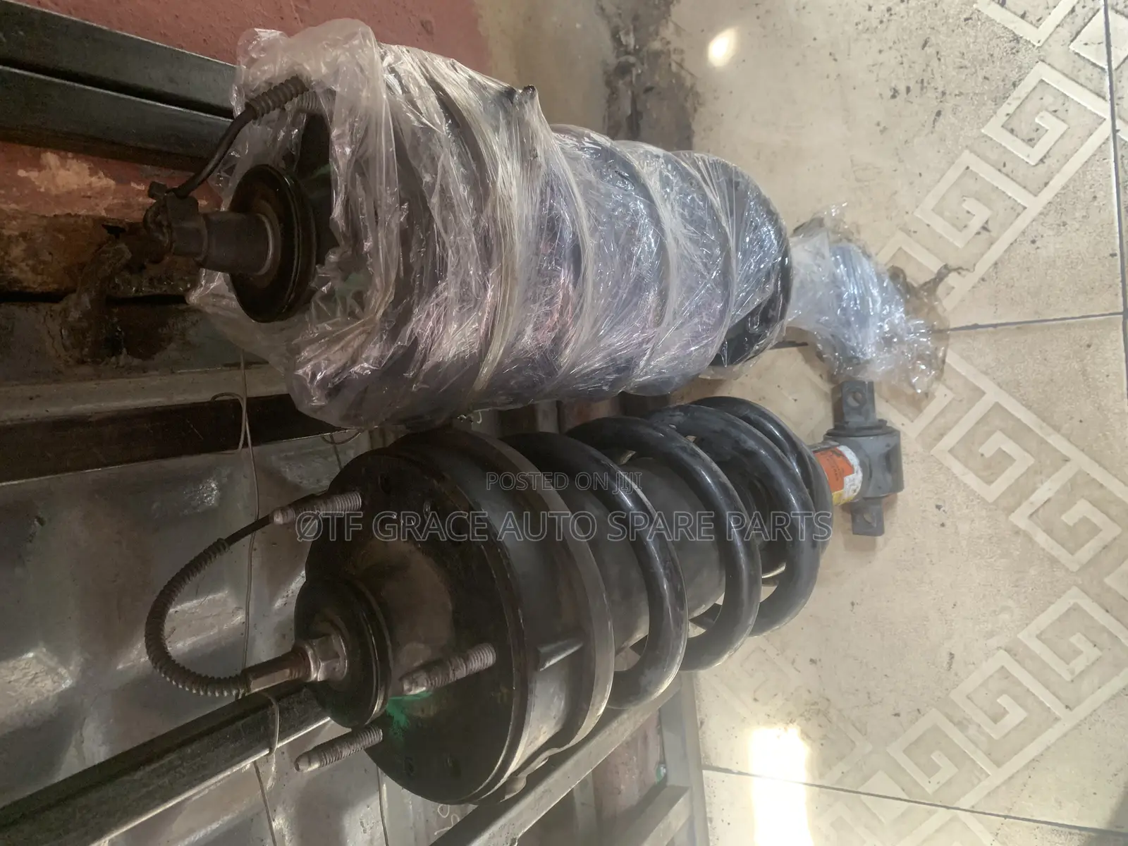 Front Shock Escalade