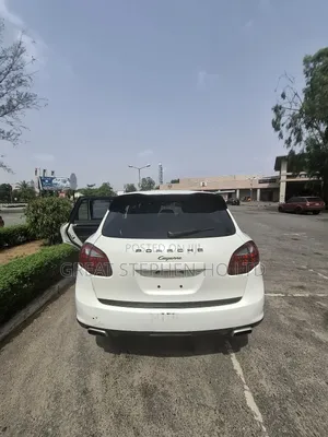 Porsche Cayenne S 2013 White