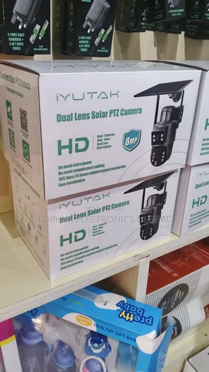 Dual Lens Solar PTZ Camera