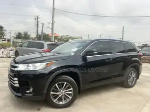 Toyota Highlander XLE 2019 Black