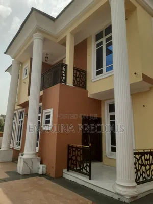 6bdrm Duplex in Elepe Royal Estate, Ebute for sale