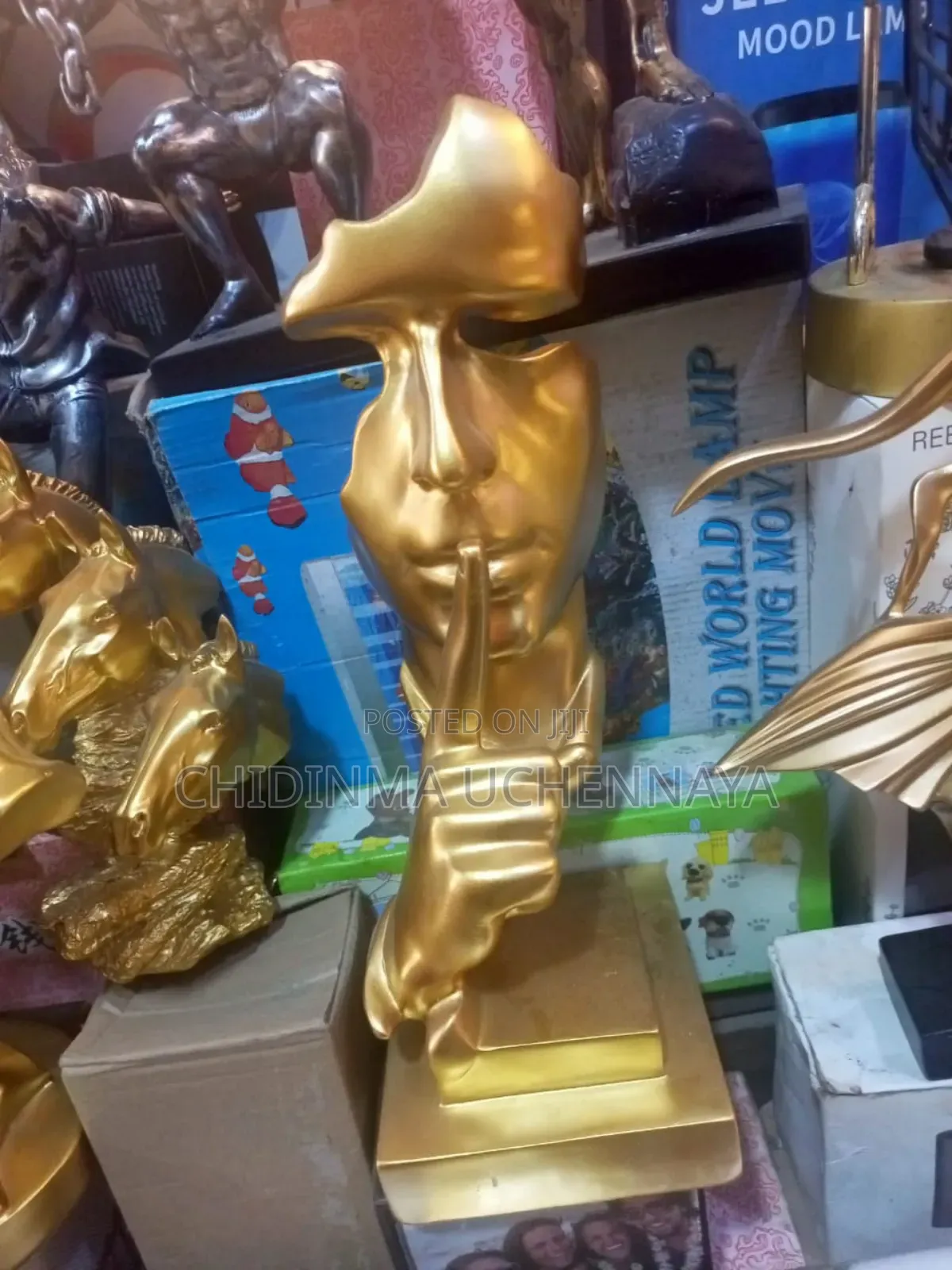 Thinker Statue Sculpture for Decorations