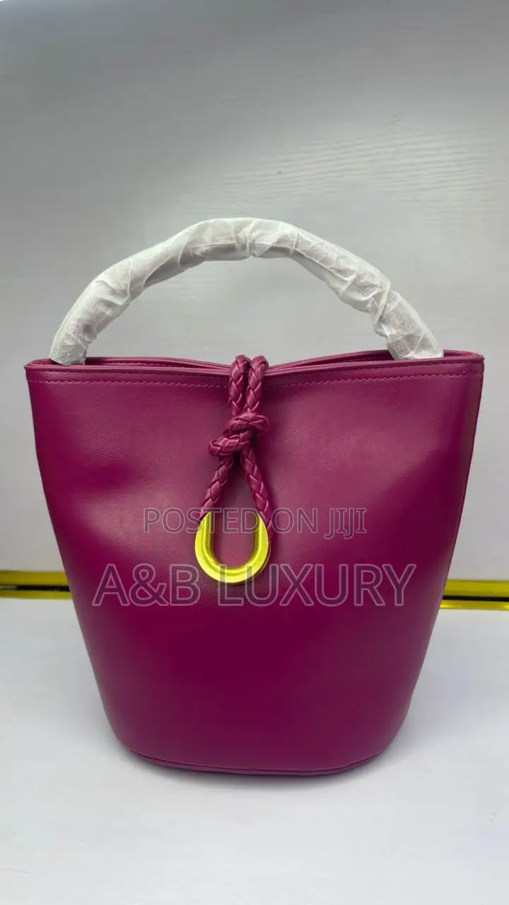 Luxury Bottega