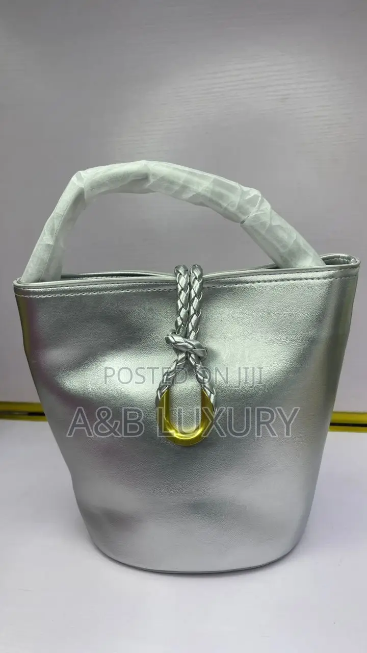 Luxury Bottega