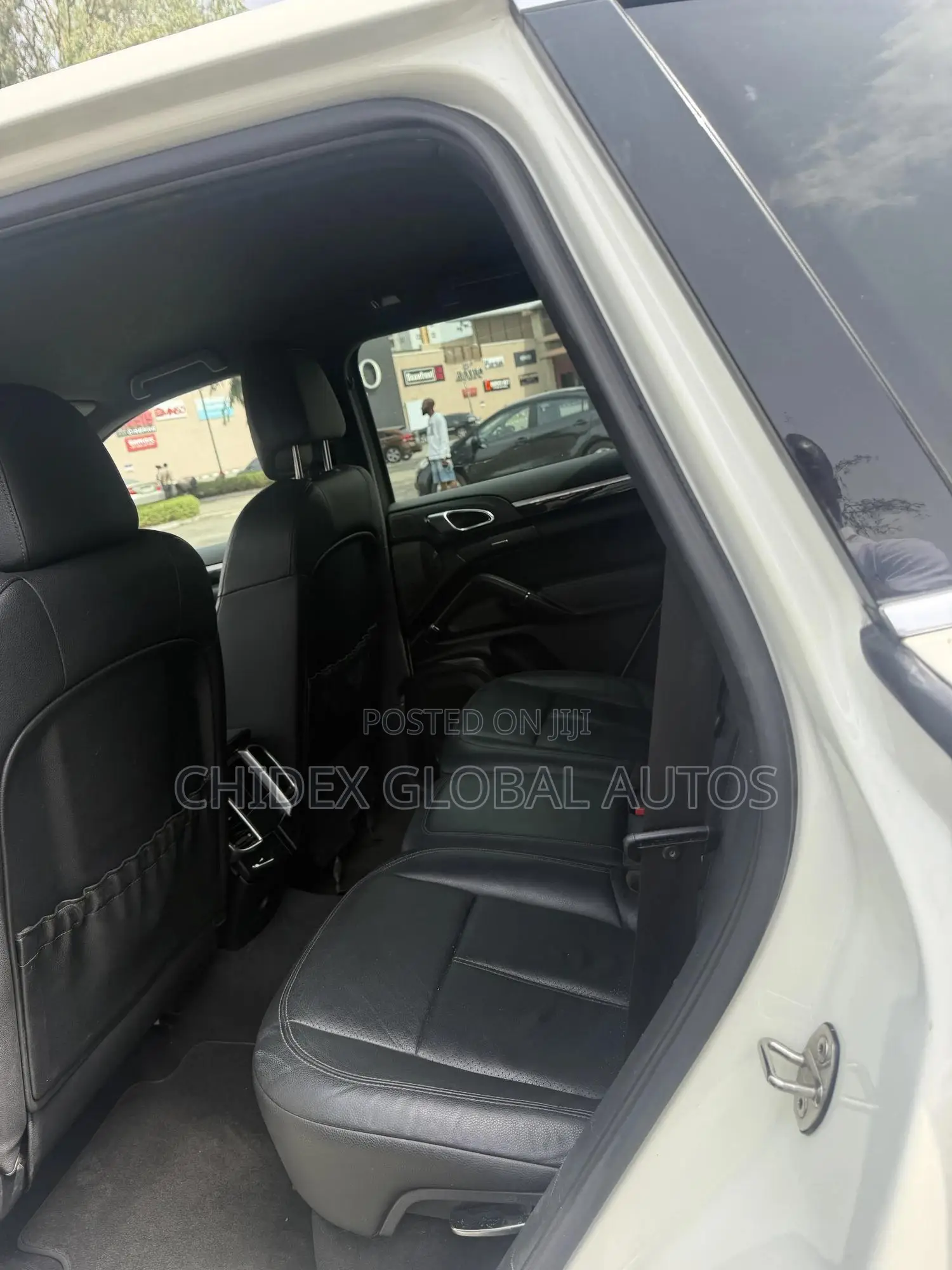 Porsche Cayenne Tiptronic 2012 White
