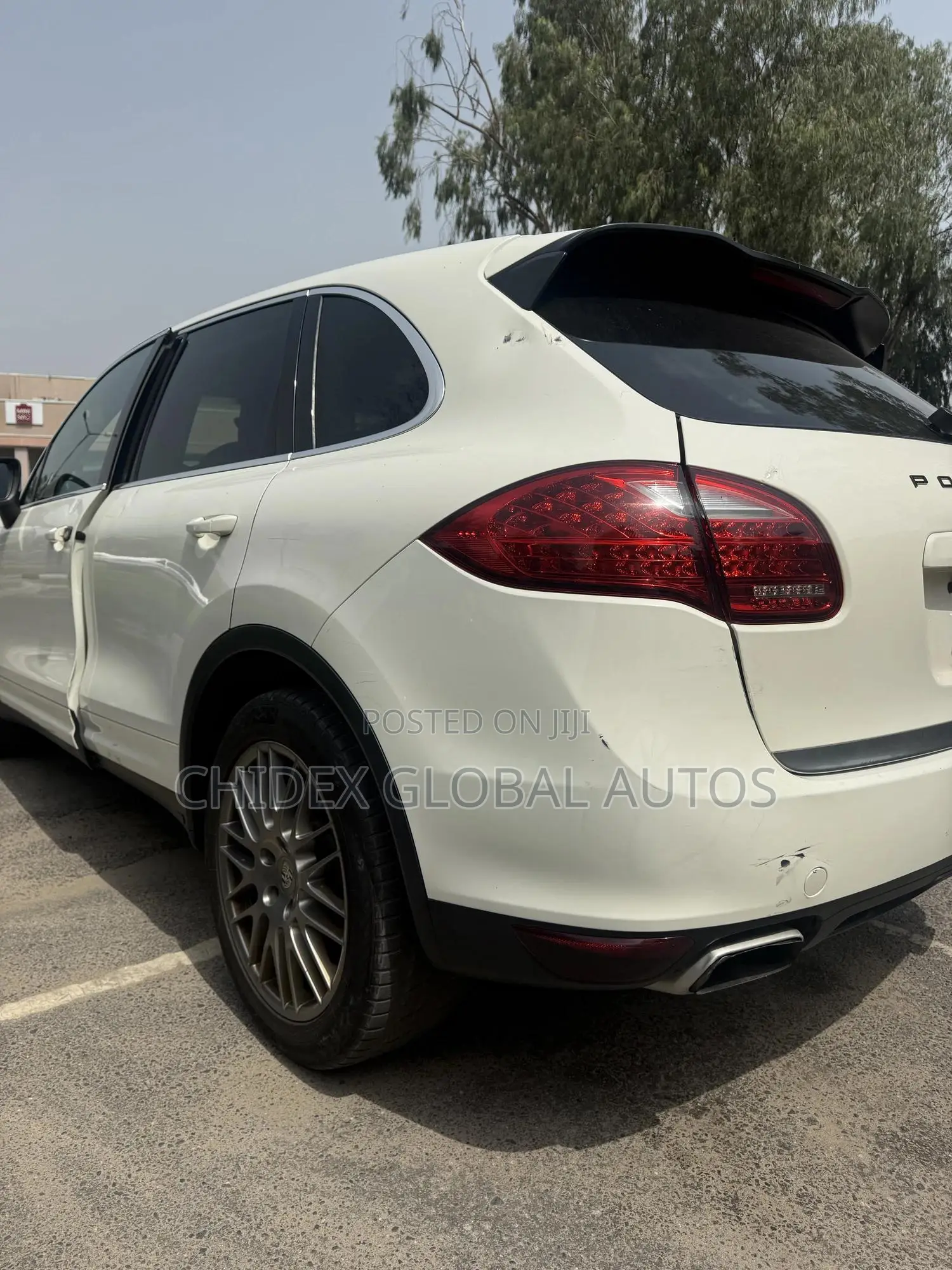 Porsche Cayenne Tiptronic 2012 White