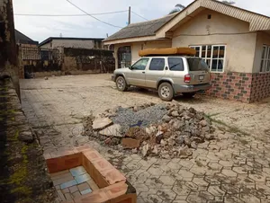 5 Bedroom Bungalows