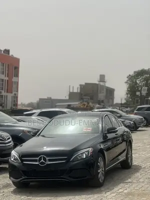 Mercedes-Benz C300 2016 Black