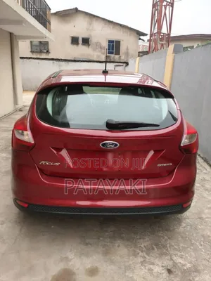Ford Focus 2014 Red