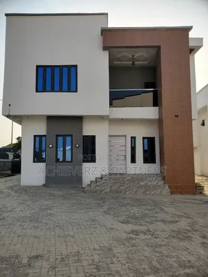 5bdrm Duplex in Guzape District for sale