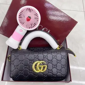 Gucci With Fan