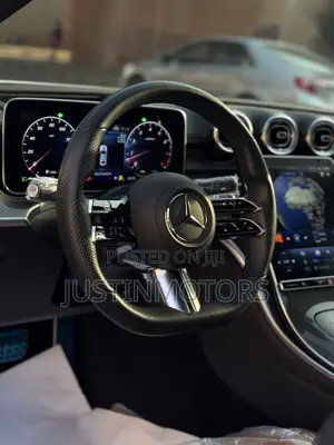 Mercedes-Benz C300 2023 White