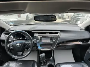 Toyota Avalon XLE Premium Sedan FWD (3.5L 6cyl 6A) 2013 Black
