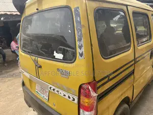 Suzuki Every 2004 Yellow