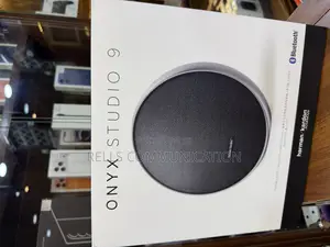 Onyx Studio 9