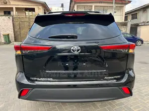 Toyota Highlander Platinum 2021 Black