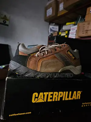 Caterpillar Men's Argon Composite Work Shoes