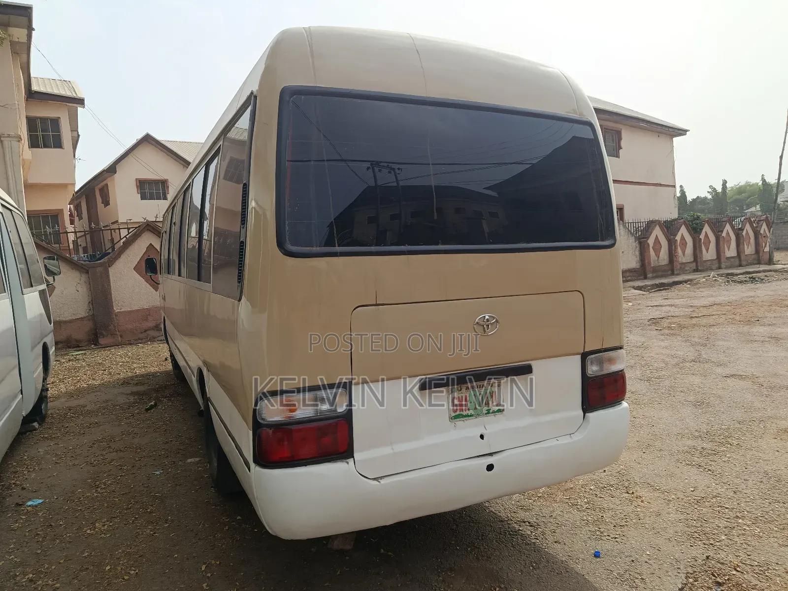 Toyota Coaster 2010 Gold