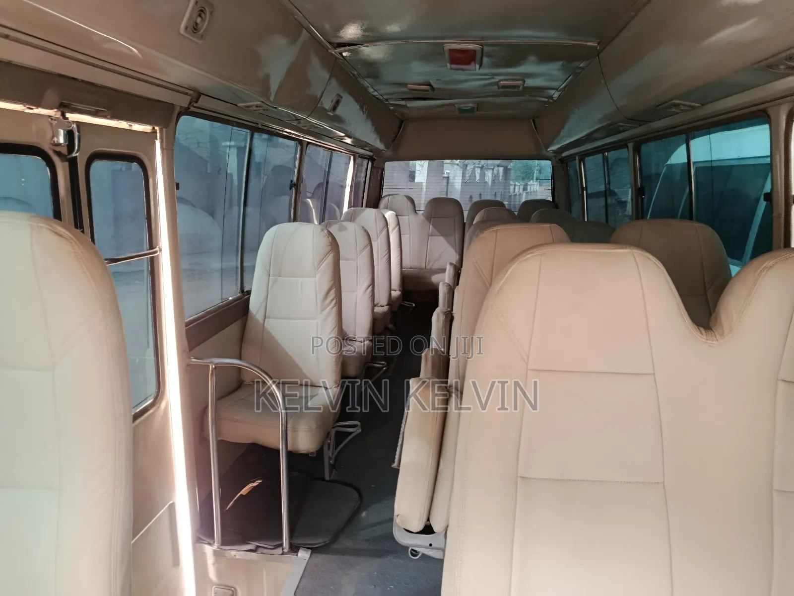 Toyota Coaster 2010 Gold