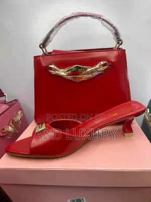 Sub-Di Quality Leather Bag