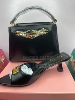 Sub-Di Quality Leather Bag