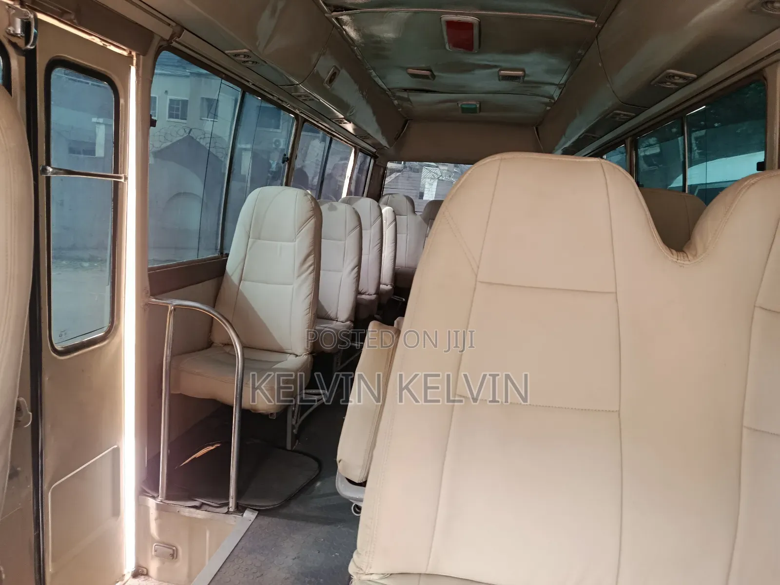 Toyota Coaster 2010 Gold