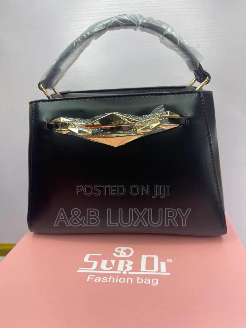 Sub-Di Quality Leather Bag