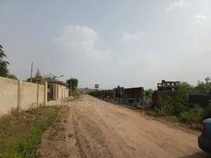 1567sqm Gated Land for Sale at Oluloyo Adeoyo Gra, Ring Road, Ibadan