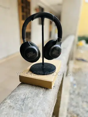 JBL Live 660nc