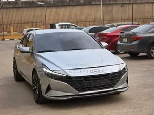 Hyundai Elantra 2020 Silver