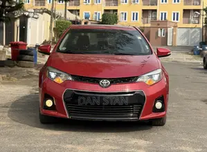 Toyota Corolla 2015 Red