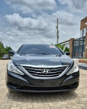 Hyundai Sonata GLS Sedan FWD (2.4L 4cyl 6A) 2011 Black
