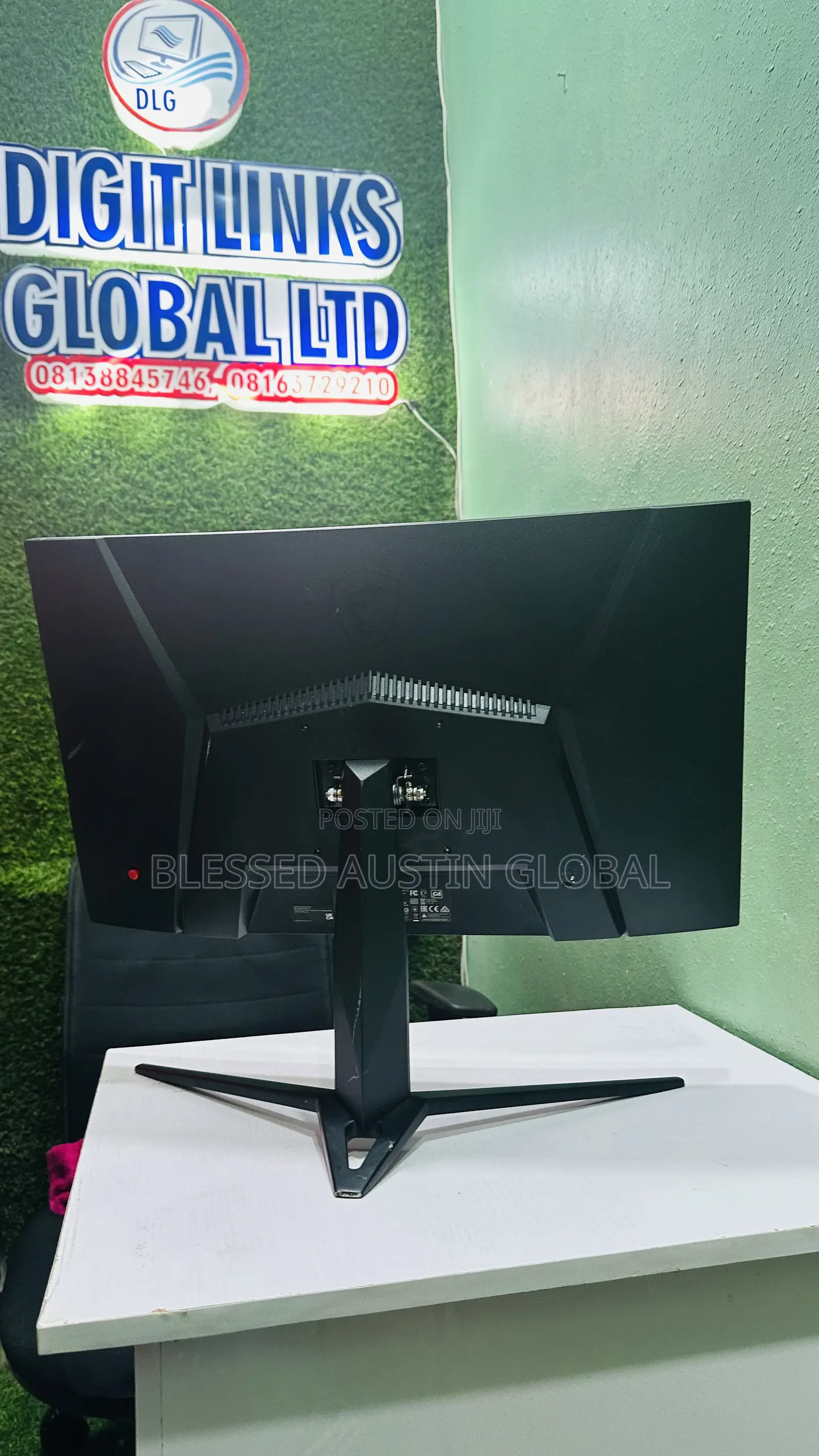 24 Inches Msi Curved Frameless Monitor