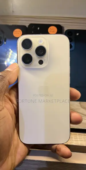 Apple iPhone 16 Pro 256 GB Gold