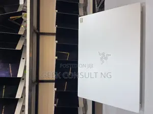 Laptop Razer Blade 32GB Intel Core i9 SSD 1T